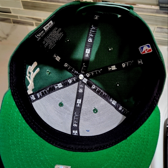 Milwaukee Bucks hat - Picture 3 of 3